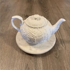 Vintage Coalport cabbage teapot
